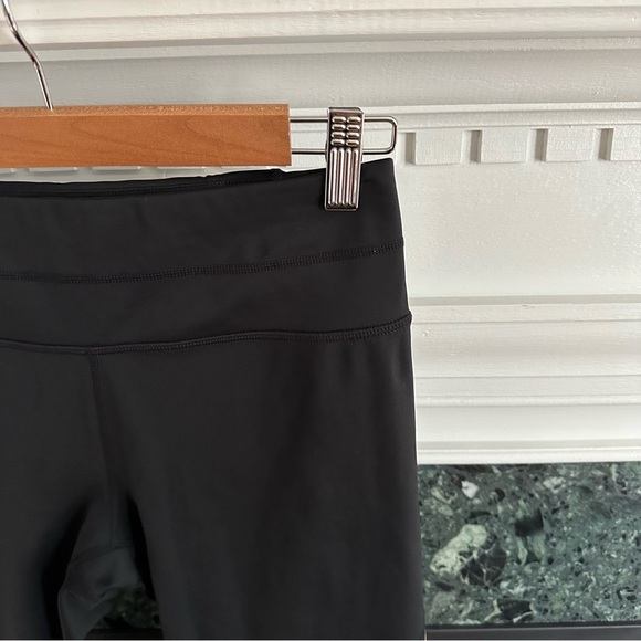 Athleta asym Mesh Sonar Tight size small - Picture 13 of 13